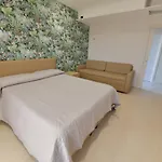 Penzion L'oleandro Room's - & Da Giuseppe 4*