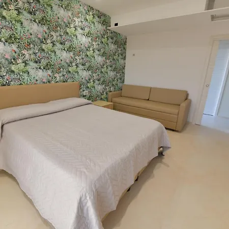 بيت ضيافة L'oleandro Room's - & Da Giuseppe 4*